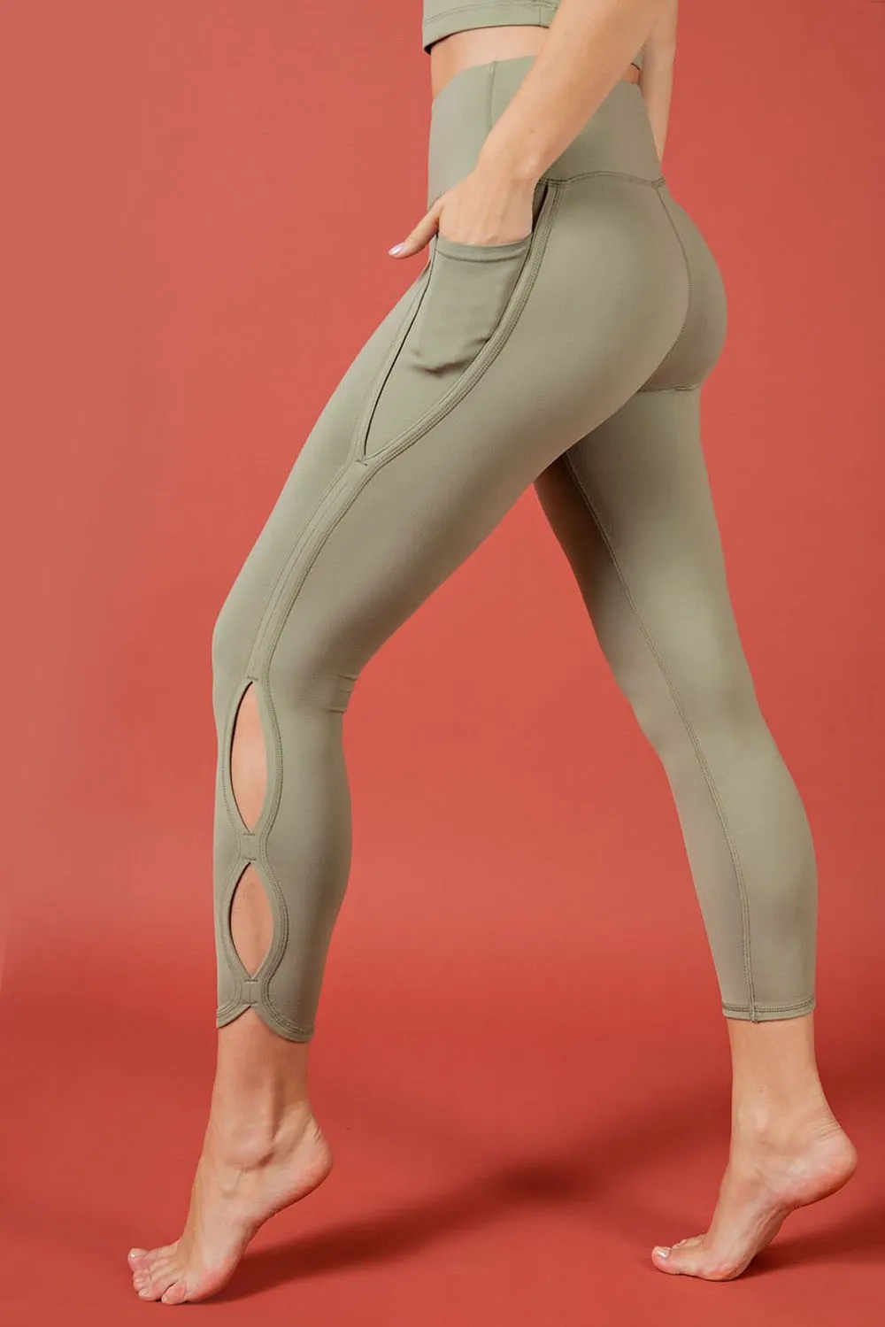 High Rise Cropped Yoga Pants